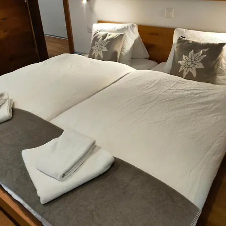 Jolimont Apartman *